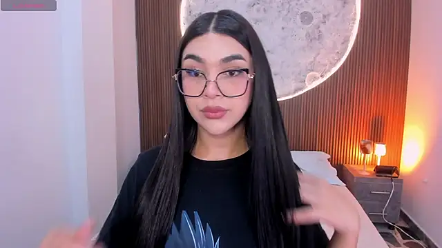 RoseCassie online show from May 2026 01:25:01 PM