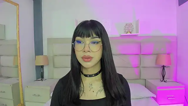 Snapshot of RoseCassie chatting on February 2025 12:45:02 PM RoseCassie online show from February 2025 12:45:02 PM