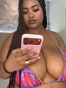 AinaraJimenez online show from April 2026 08:04:02 PM