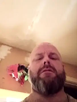 Thickirishcock850 online show from February 2026 03:13:02 AM