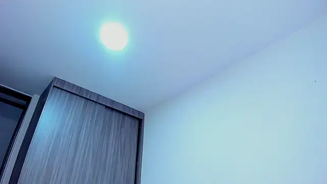 Sara Leblanc online show from January 2026 12:45:02 PM