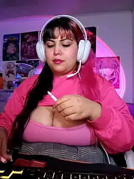 Snapshot of Pinky-Flower chatting on September 2025 08:49:02 PM Pinky-Flower online show from September 2025 08:49:02 PM