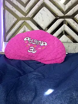 evaFiore online show from April 2026 08:12:01 PM