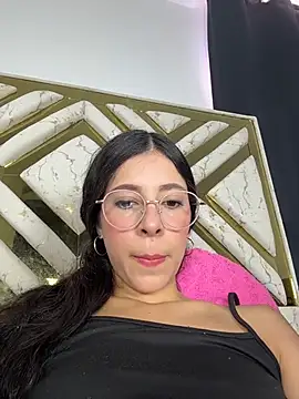 evaFiore online show from June 2026 06:58:01 PM