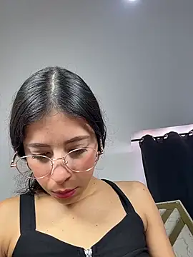 evaFiore online show from June 2026 06:46:02 PM