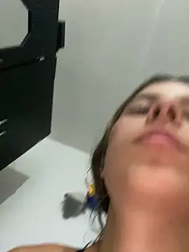 Snapshot of evaFiore chatting on March 2025 08:05:01 PM evaFiore online show from March 2025 08:05:01 PM