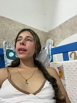 Snapshot of evaFiore chatting on March 2025 03:07:01 AM evaFiore online show from March 2025 03:07:01 AM