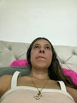 Snapshot of evaFiore chatting on March 2025 08:43:02 PM evaFiore online show from March 2025 08:43:02 PM