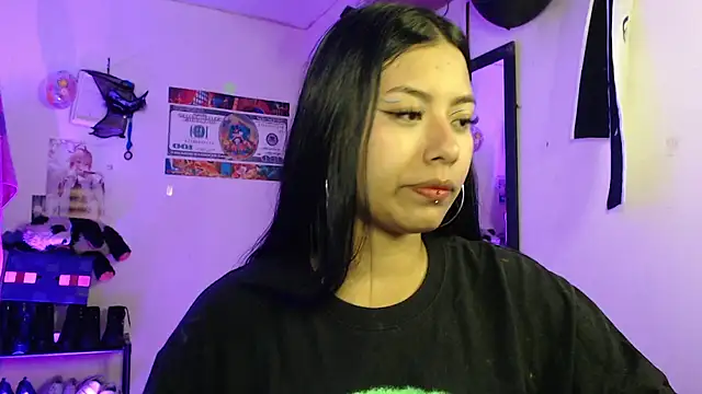 Snapshot of Katta_ossa chatting on November 2025 03:05:01 AM Katta ossa online show from November 2025 03:05:01 AM