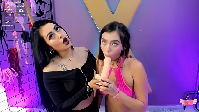 Snapshot of MrAlexia_Queen_BDSM chatting on February 2025 03:37:01 AM MrAlexia Queen BDSM online show from February 2025 03:37:01 AM