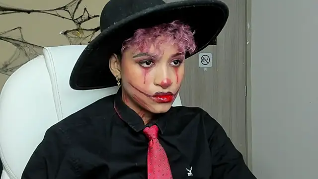 Dominick jones online show from October 2025 04:14:01 AM