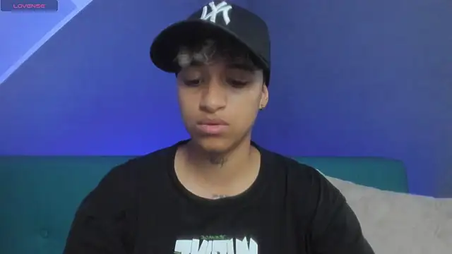 Dominick jones online show from March 2025 06:07:01 PM