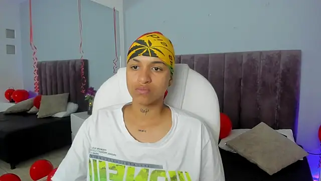 Dominick jones online show from February 2025 09:39:01 PM