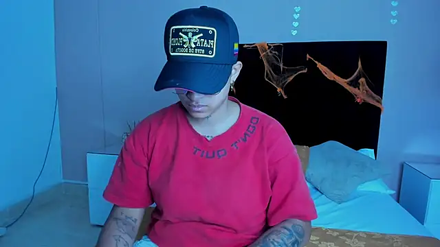 Dominick jones online show from October 2025 06:32:02 AM
