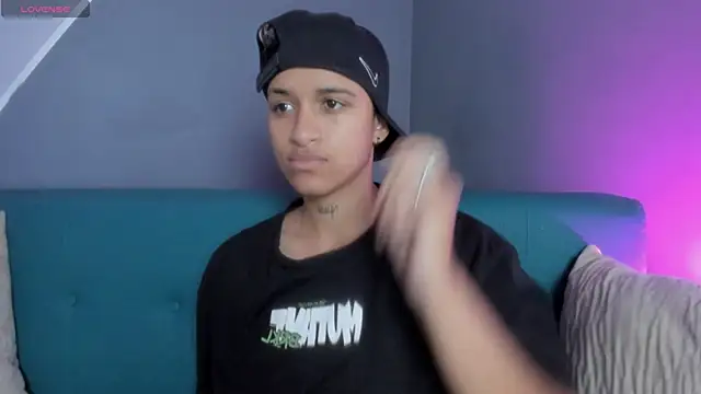Dominick jones online show from March 2025 08:31:02 PM