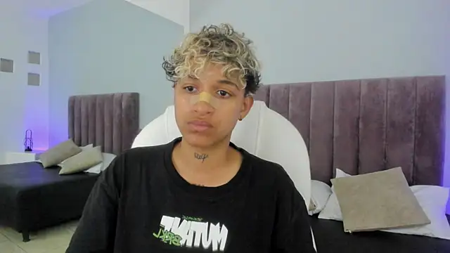 Dominick jones online show from February 2025 09:46:01 PM