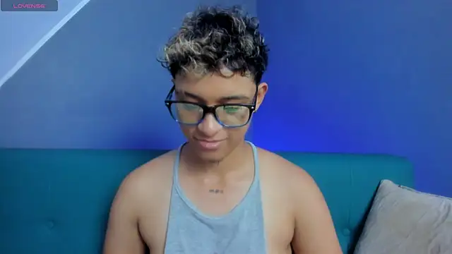 Dominick jones online show from March 2025 06:21:02 PM