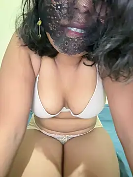 priyadevi17 online show from February 2025 11:11:02 PM