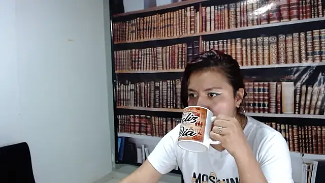 Kailei Fer online show from January 2025 10:19:01 AM