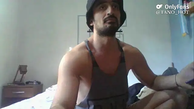 italianbighorse22 online show from October 2025 08:09:02 PM