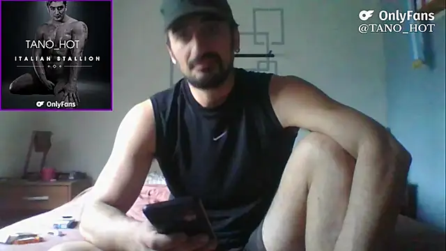 italianbighorse22 online show from October 2025 08:50:02 PM