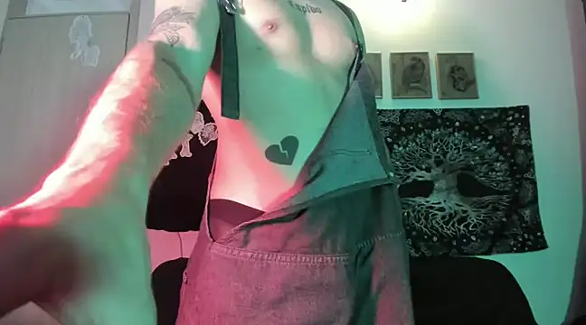 Snapshot of Antonello_Vannucci chatting on January 2025 12:09:01 AM Antonello Vannucci online show from January 2025 12:09:01 AM