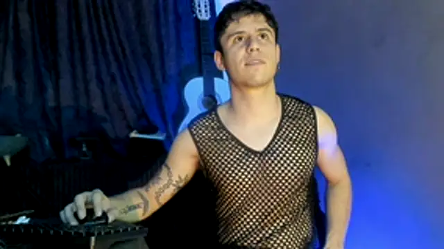 Antonello Vannucci online show from November 2025 11:36:02 PM