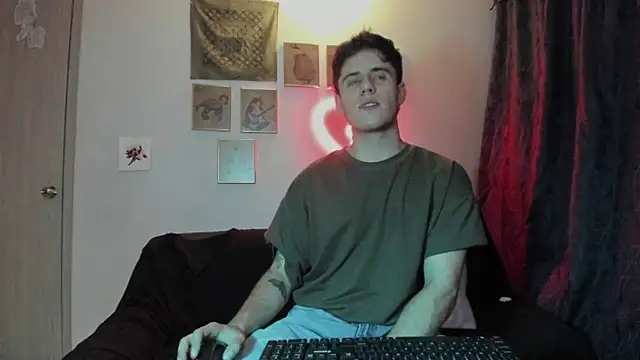 Snapshot of Antonello_Vannucci chatting on December 2024 11:16:01 PM Antonello Vannucci online show from December 2024 11:16:01 PM