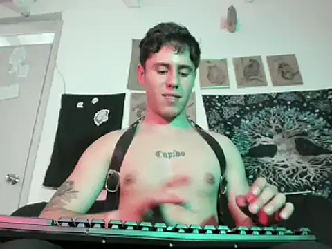 Snapshot of Antonello_Vannucci chatting on February 2025 07:18:02 PM Antonello Vannucci online show from February 2025 07:18:02 PM