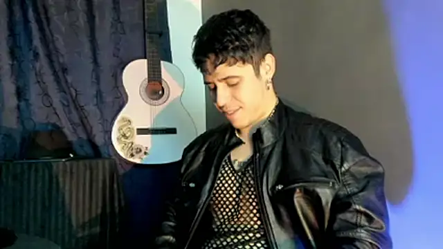 Antonello Vannucci online show from December 2025 07:43:02 AM