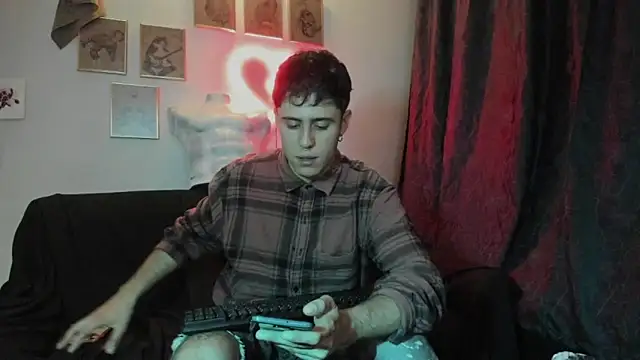 Snapshot of Antonello_Vannucci chatting on December 2024 09:11:01 PM Antonello Vannucci online show from December 2024 09:11:01 PM