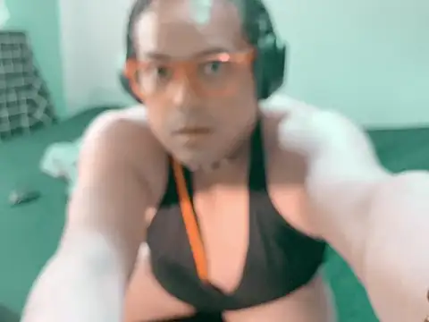 NikkelSofia online show from June 2026 07:55:01 PM