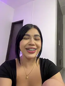 Lily Woodz online show from July 2026 07:38:02 PM
