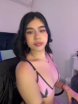 Lily Woodz online show from January 2026 07:18:02 PM