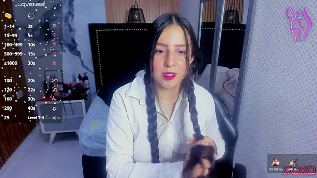 ARYAMORGAN1 online show from March 2026 07:40:02 PM