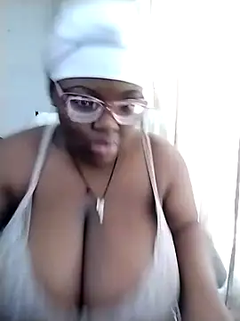 Damm Bobbies online show from June 2026 01:28:02 PM