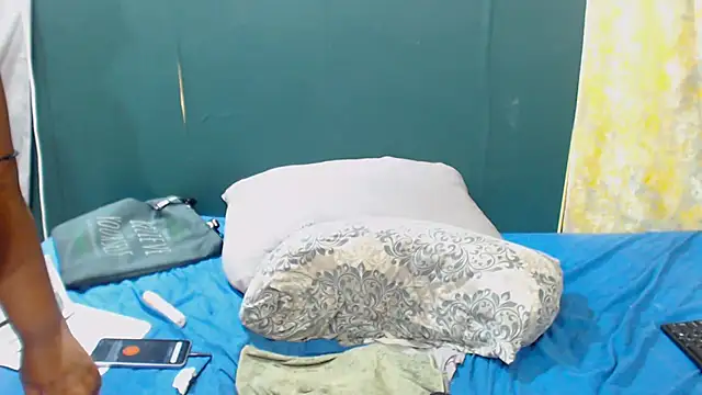 Damm Bobbies online show from March 2026 09:04:02 PM