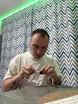  x x x x x x online show from January 2025 11:40:01 PM