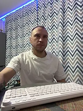  x x x x x x online show from December 2024 08:50:01 PM