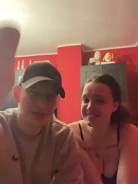 Snapshot of milabandolero chatting on December 2024 10:47:02 PM milabandolero online show from December 2024 10:47:02 PM