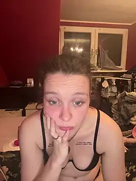 Snapshot of milabandolero chatting on February 2025 10:43:01 PM milabandolero online show from February 2025 10:43:01 PM