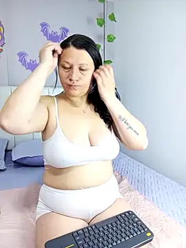 Snapshot of kattia_bk chatting on October 2025 12:50:01 PM kattia bk online show from October 2025 12:50:01 PM