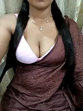 Snapshot of Mee_Neeharika chatting on February 2025 10:44:02 PM Mee Neeharika online show from February 2025 10:44:02 PM