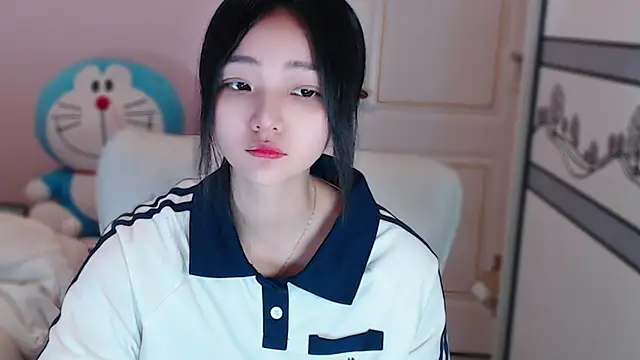 xiao-xiao-D online show from March 2025 12:28:02 PM