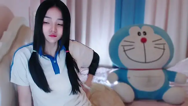 xiao-xiao-D online show from October 2025 04:36:01 AM