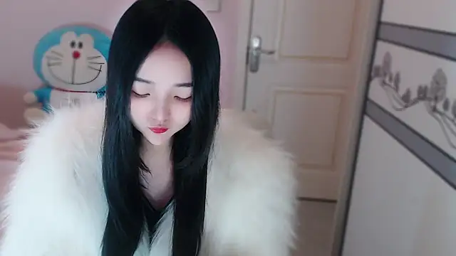 xiao-xiao-D online show from October 2025 07:08:01 AM