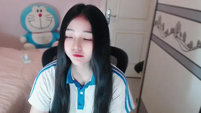 xiao-xiao-D online show from December 2025 07:57:02 AM