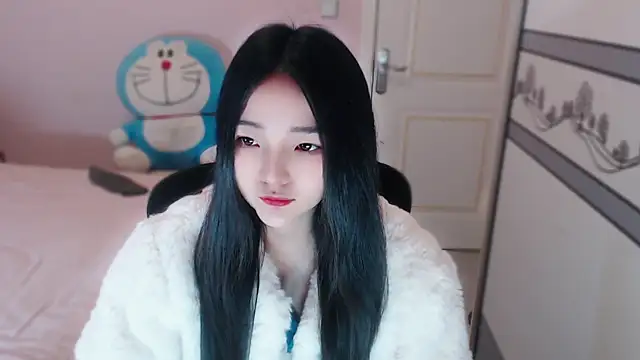 xiao-xiao-D online show from December 2025 08:41:02 AM