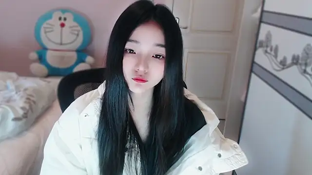 Snapshot of xiao-xiao-D chatting on November 2025 04:02:02 AM xiao-xiao-D online show from November 2025 04:02:02 AM