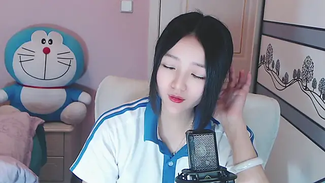 xiao-xiao-D online show from February 2025 02:48:01 PM